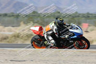 media/Dec-04-2025-Racers Edge (Thu) [[5ebc9f124d]]/3-B Group/5-Session 2 Turn 2 inside Speed Pans/